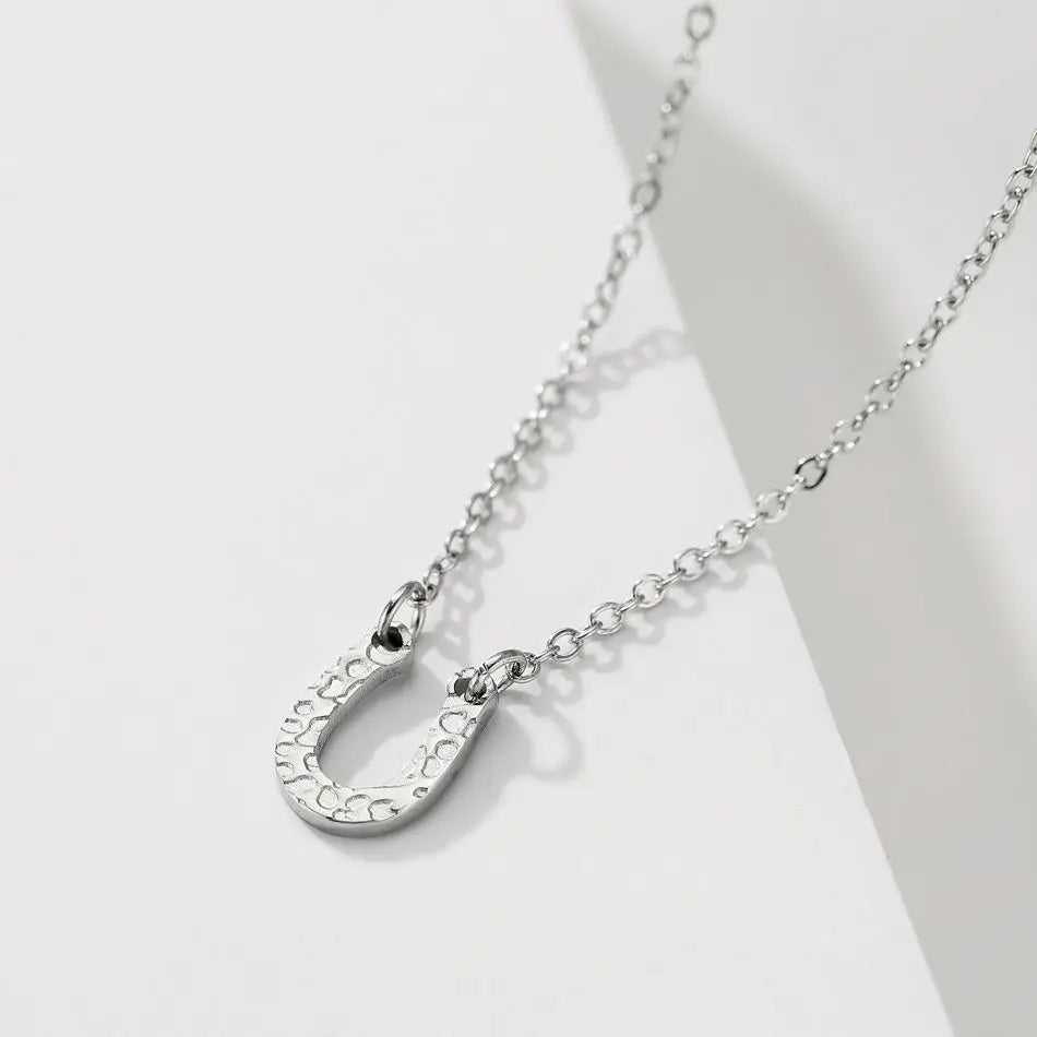 Horseshoe U Shape Pendant Necklace