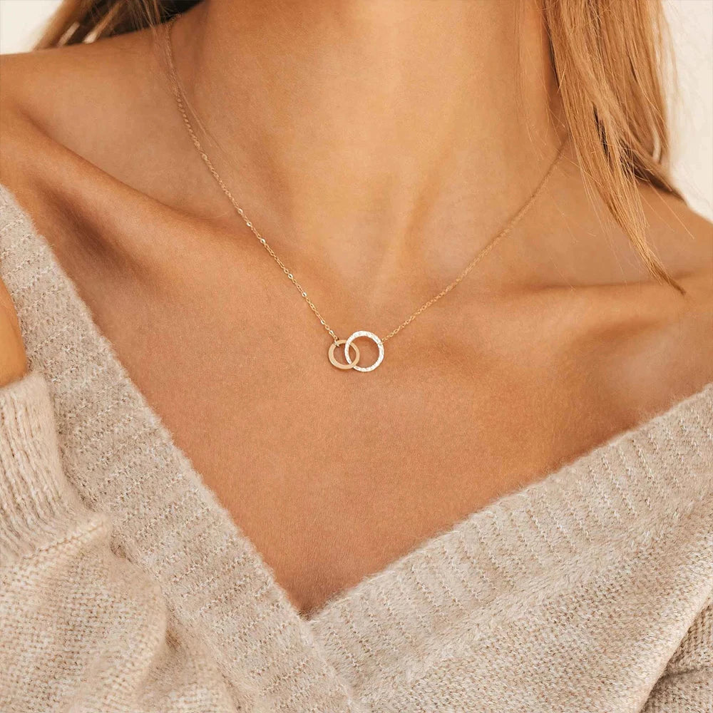 Double Circle Link Pendant Necklace