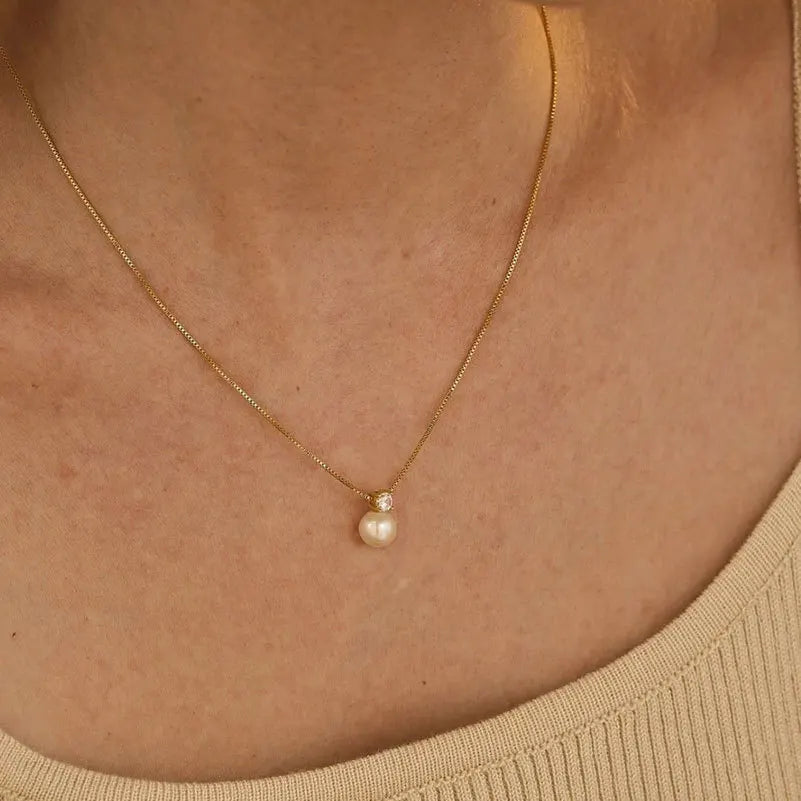 Shiny Pearl Zircon Pendant Necklace