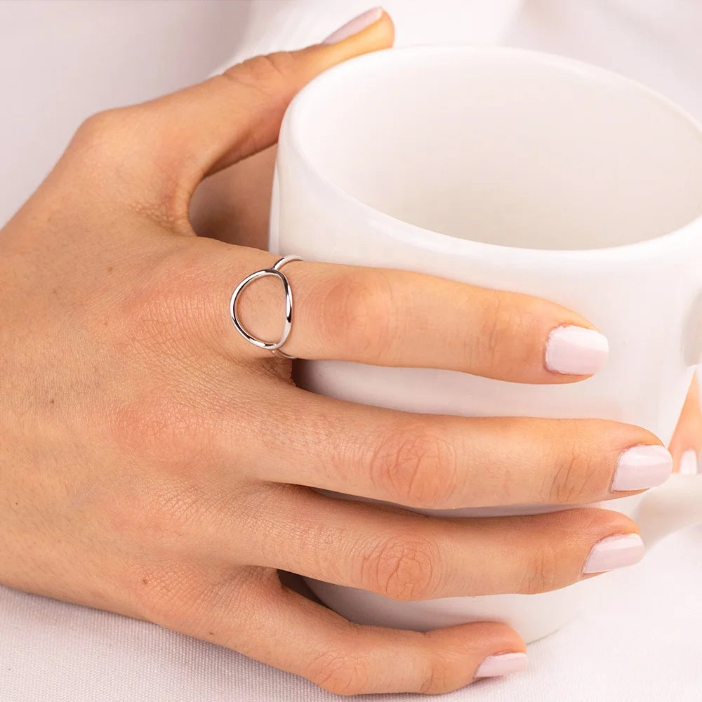 Classic Vintage Hollow Ring