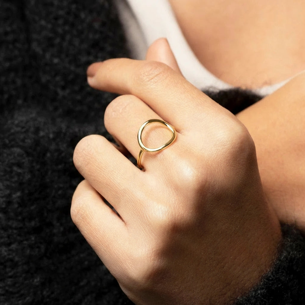 Classic Vintage Hollow Ring