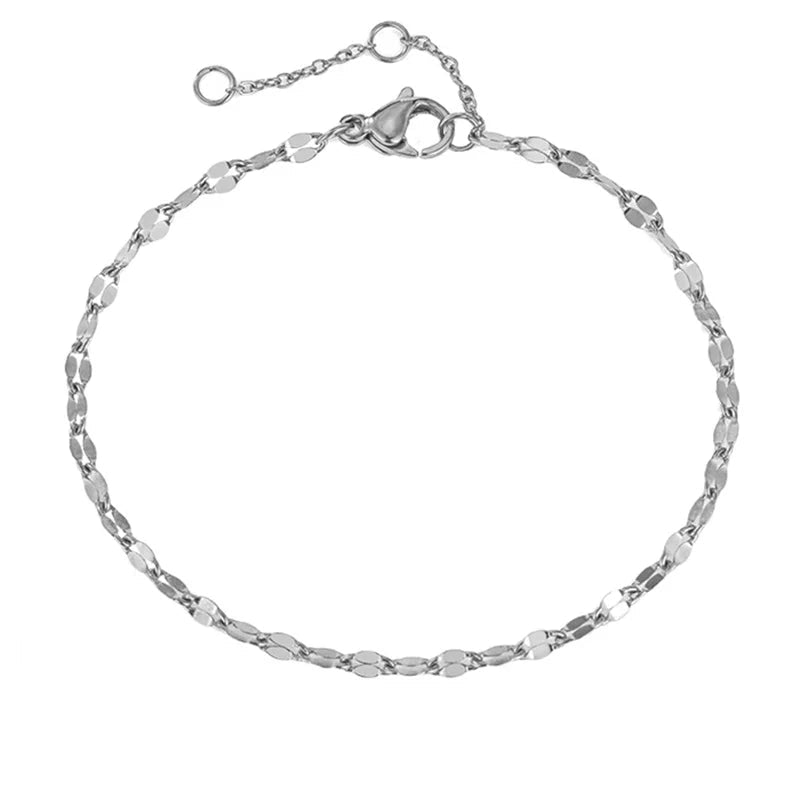 Thea Lip Chain Anklet