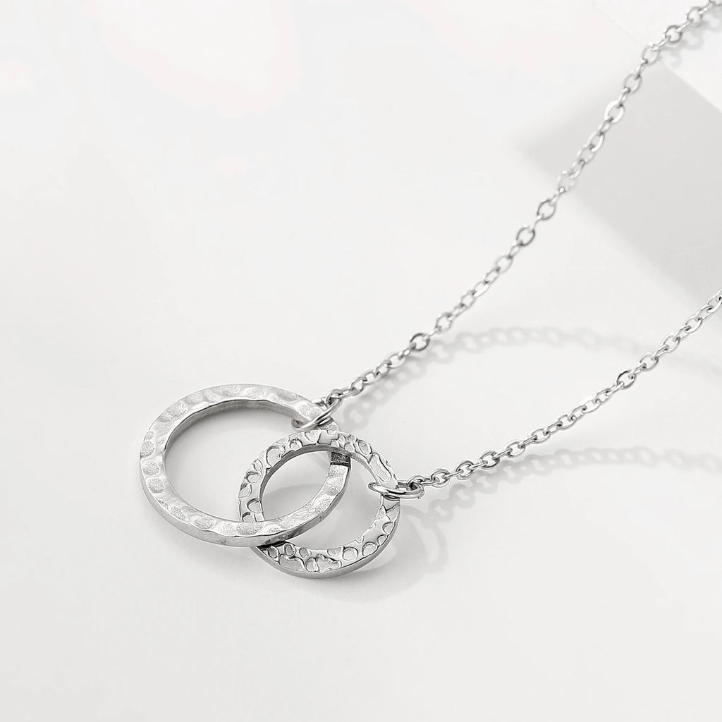Double Circle Link Pendant Necklace