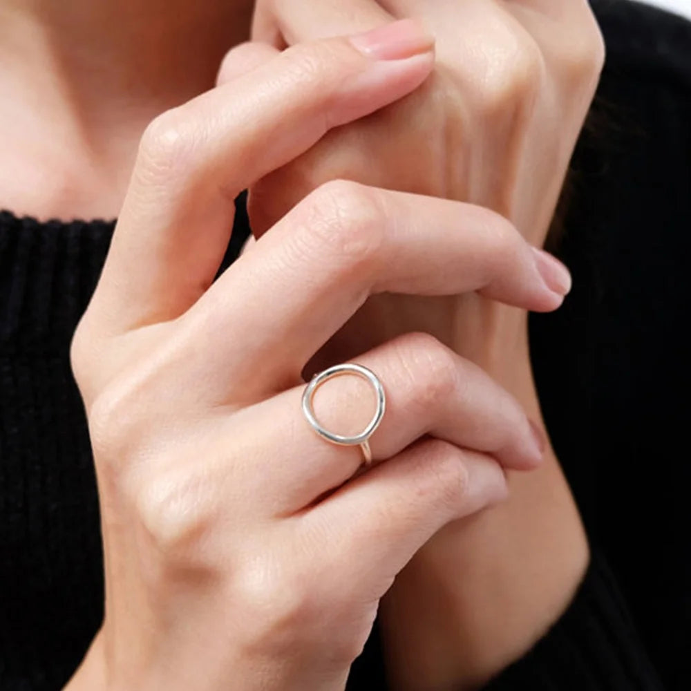 Ayla Vintage Hollow Circle Ring