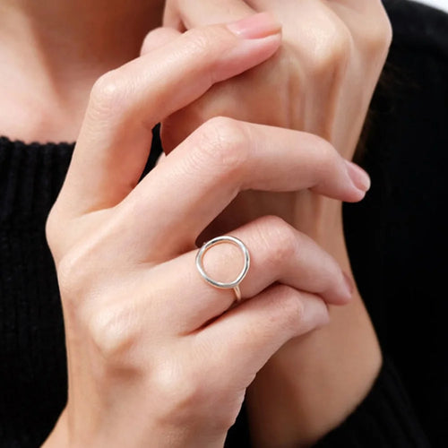 Ayla Vintage Hollow Circle Ring