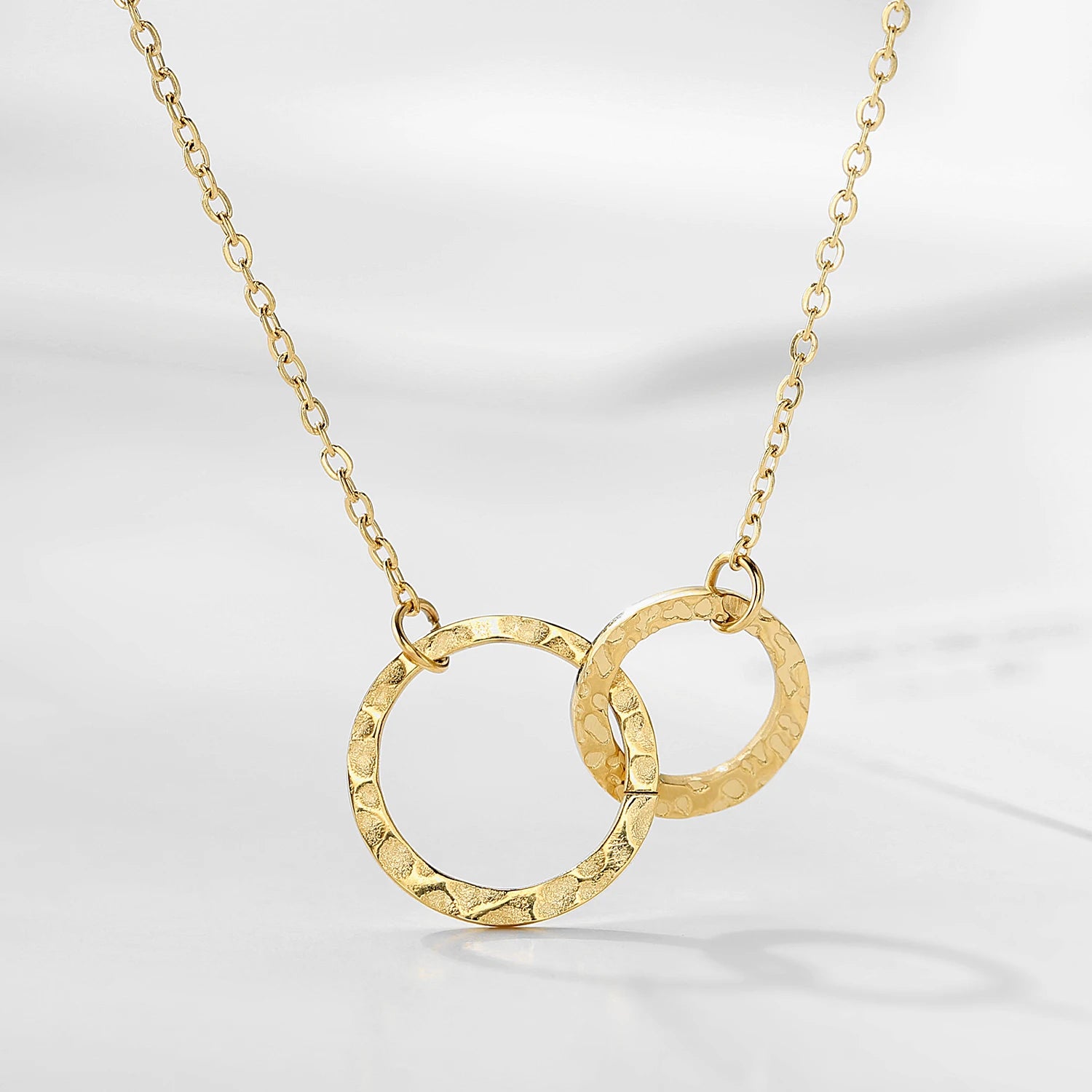 Double Circle Link Pendant Necklace
